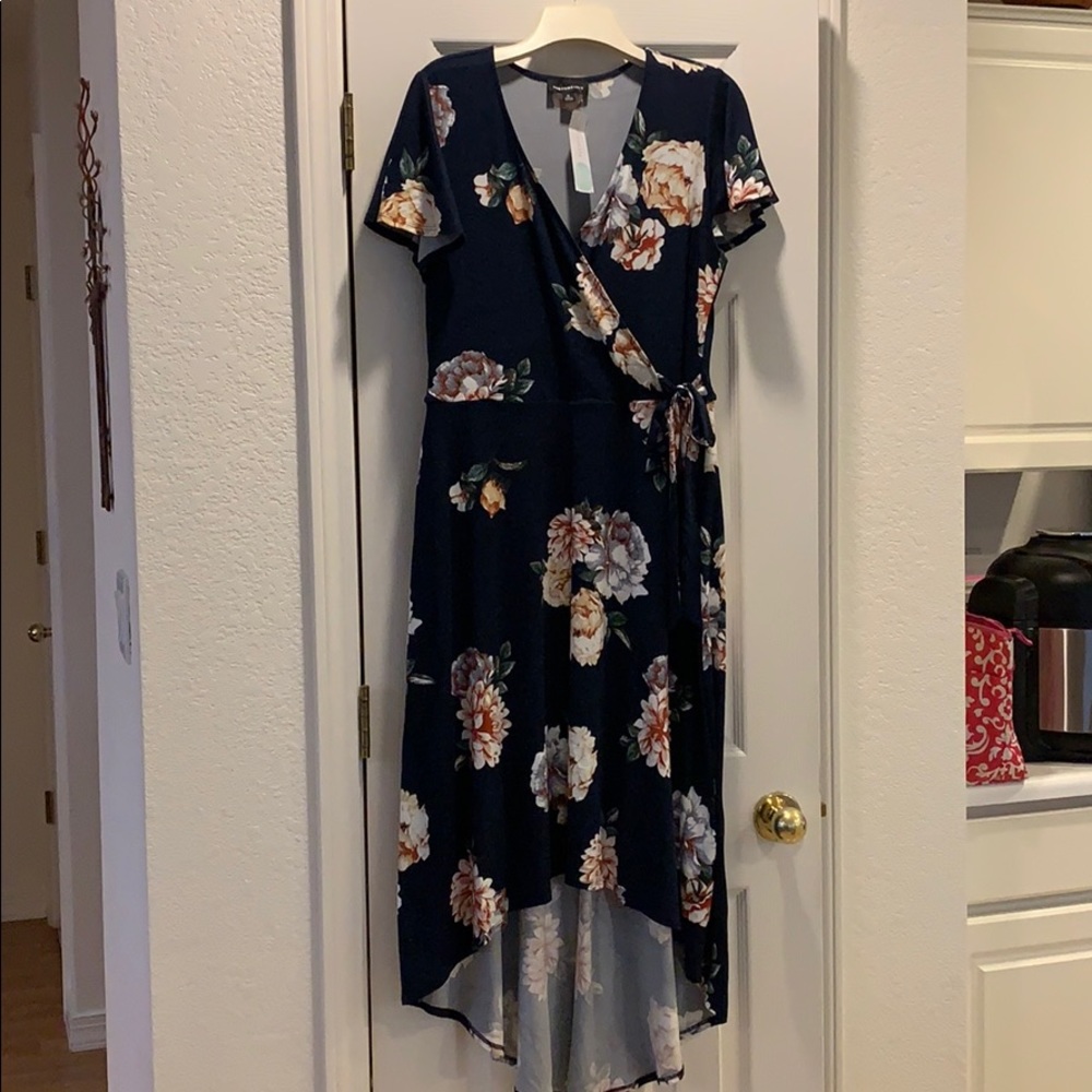 NWT navy floral dress